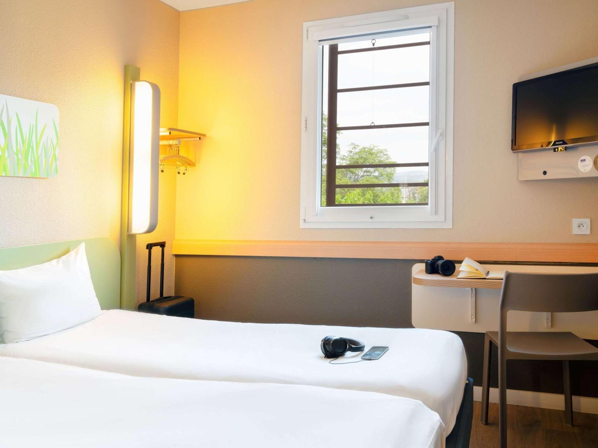Ibis Budget Manosque Cadarache Eksteriør billede