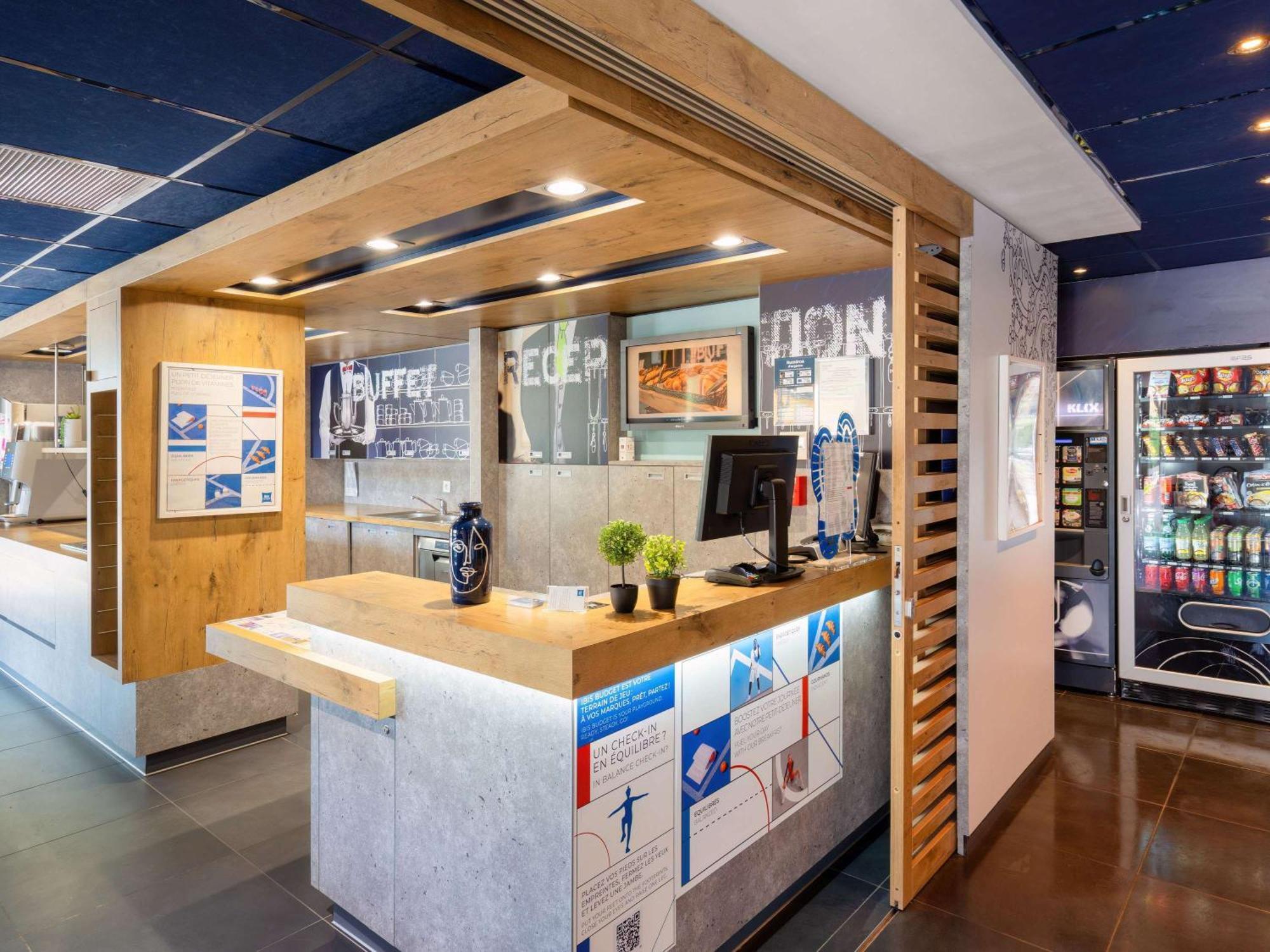 Ibis Budget Manosque Cadarache Eksteriør billede